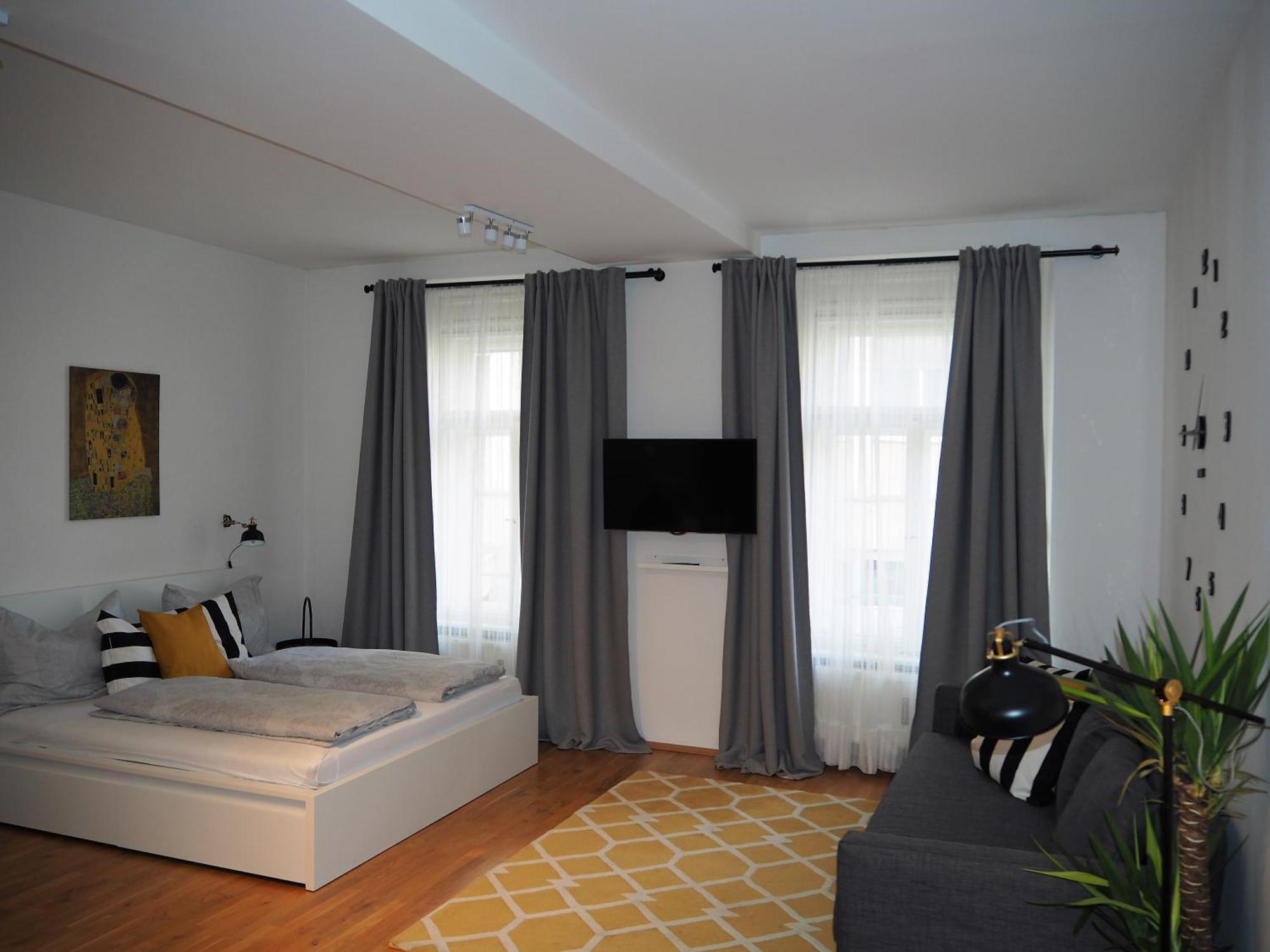 City Residence Apartments Free Parking & Self Check-In Γκρατς Εξωτερικό φωτογραφία